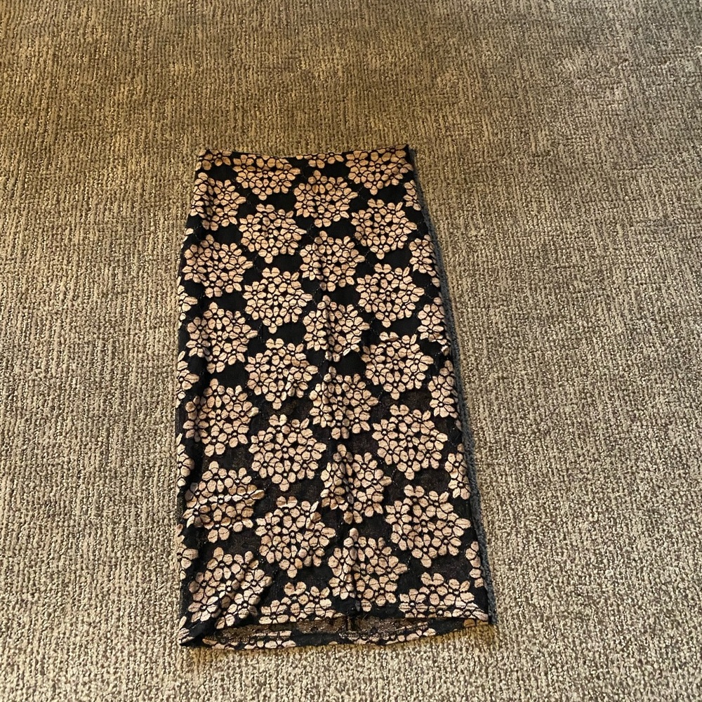 Fora floral skirt